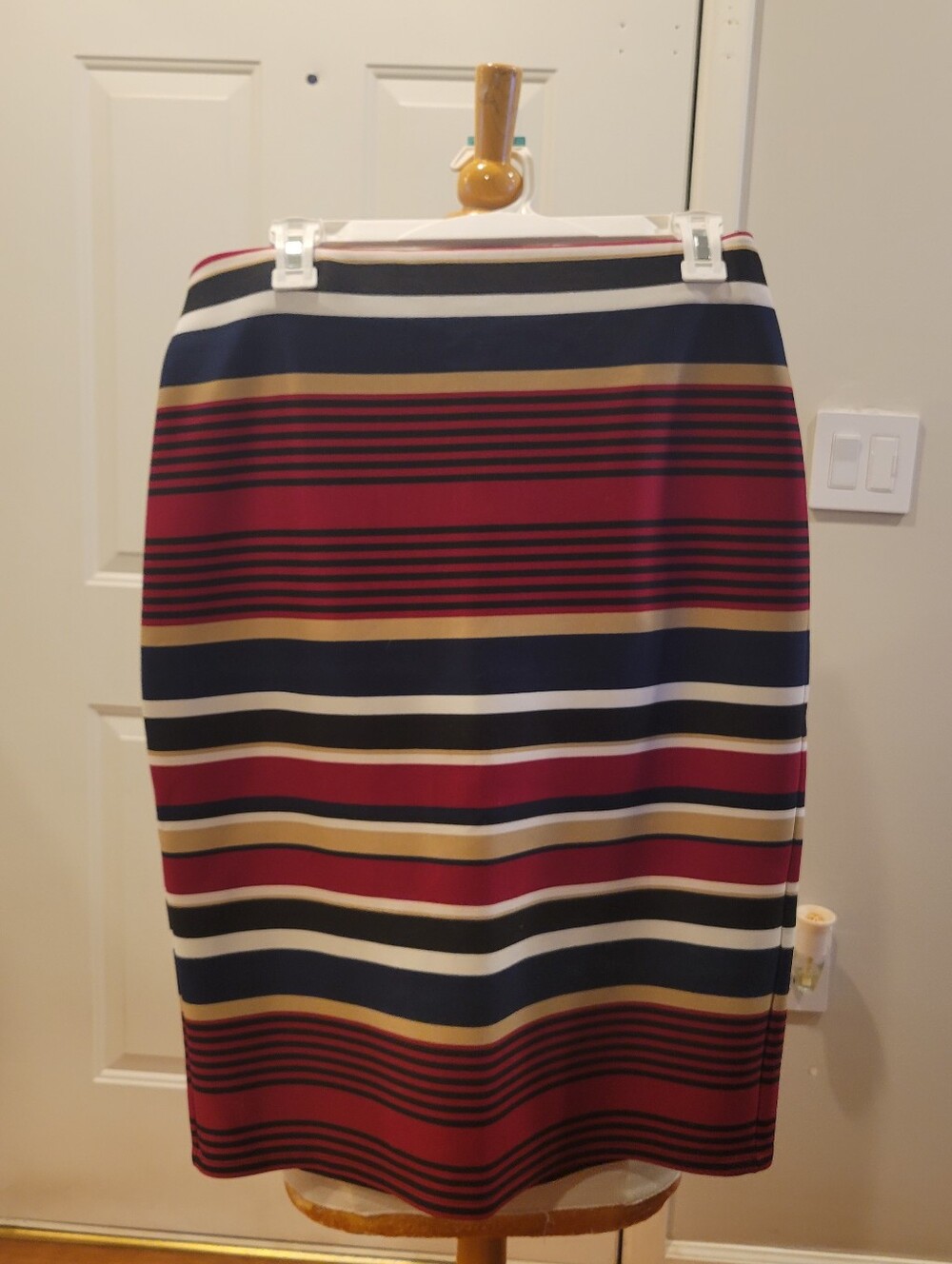 👗EUC~ Striped Pencil Skirt
